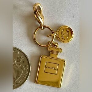 CHANEL Charm No. 5 Perfume Bottle Charm w/ Clasp and CC logo - GWP Chanel Charm